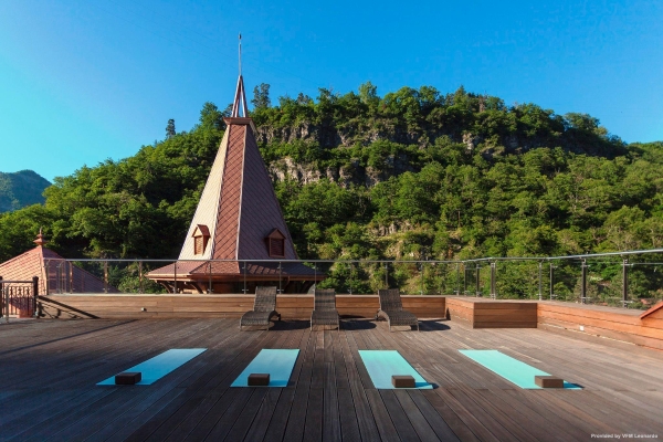 Hotel Crowne Plaza BORJOMI (Borjomi)